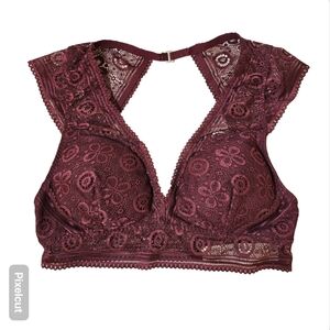 👍NWOT Gilty Hicky maroon burgundy lace bralette crop top size S US